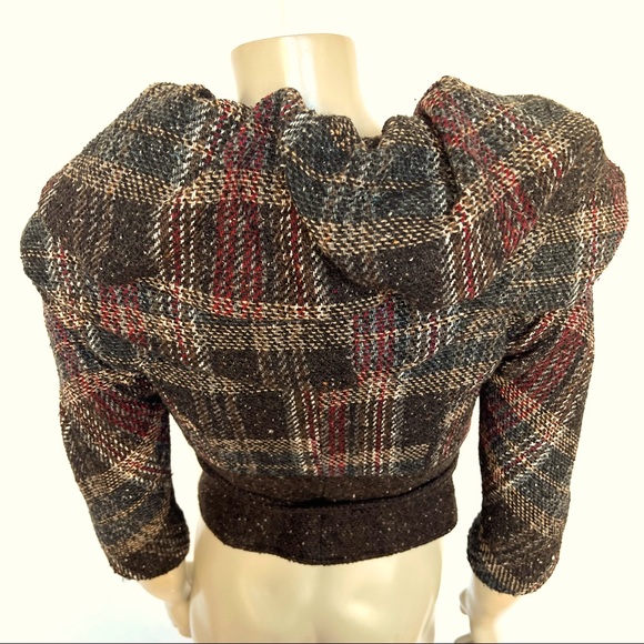 Gorgeous Cocktail Jacket - Picture 10 of 16